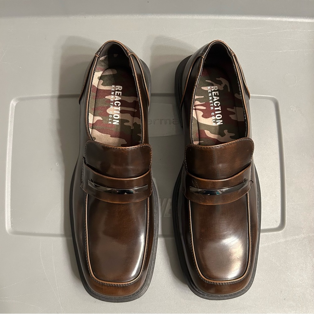 Brand New Reaction Kenneth Cole Loafers
